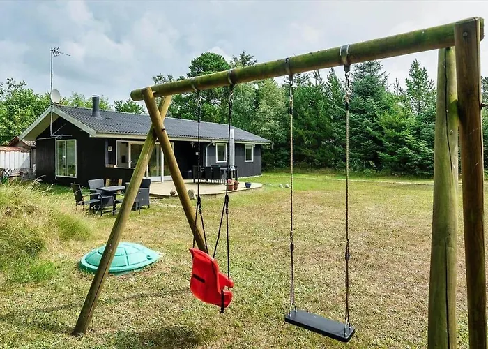 Ve464-vejers-strand-gulspurvevej-10 *